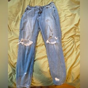 Curvy light wash American Eagle jeans